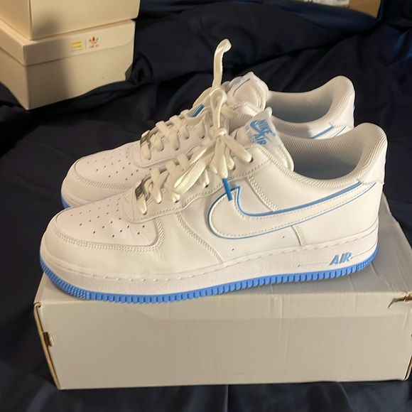 Nike Air Force 1 White University Blue Size 11, Used, 9/10, REPLACEMENT BOX - Picture 3 of 6